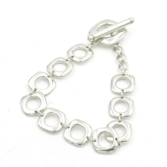 7.5" Tiffany Cushion Link Toggle Bracelet in Sterling Silver - Picture 4 of 8